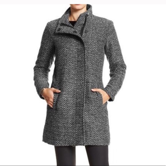 Banana Republic Gray Funnel Neck Coat 